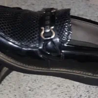 توجه دوعدد کفش درحد نوسایز 41و42،.|کیف، کفش، کمربند|شیراز, کوشک میدان|دیوار