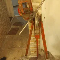 گیره لوله کشی به همراه ۳پایه و حدیده