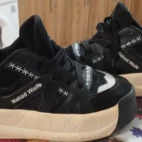 کتانی وارداتی wolf سایز ۴۲