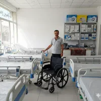 اجاره فروش تخت بیمار ویلچر ساکشن واکر تشک مواج|آرایشی، بهداشتی، درمانی|شیراز, علوم پزشکی|دیوار