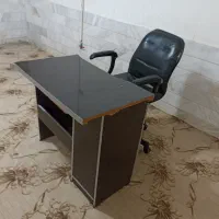 میز کامپیوتر و صندلی چرخدار|میز تحریر و کامپیوتر|قم, انسجام|دیوار