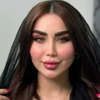 مدل فیلر و بوتاکس (فقط هزینه مواد گرفته میشود)
