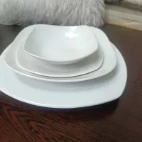 غذاخوری سفید  سرویس کامل ۲۴ نفره  کاملاً سالم