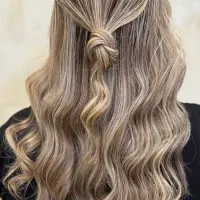 رنگمو و کراتین|خدمات آرایشگری و زیبایی|قم, انصار‌الحسین|دیوار