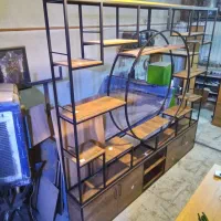 کتابخانه رستاک .دنیای چوب و فلز