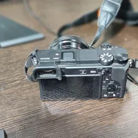 دوربین عکاسی و فیلمبرداری سونی آلفاsony alpha 6400|دوربین عکاسی و فیلم‌برداری|شیراز, گلدشت معالی‌آباد|دیوار