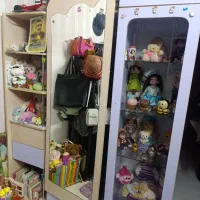 کمد و جاعروسکی نوجوان