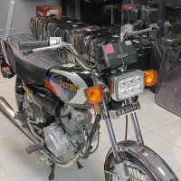 هندا ۱۲۵|موتورسیکلت|پرند, فاز ۴|دیوار