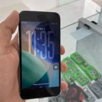 iphone se2020|موبایل|ساری, |دیوار