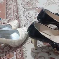 دو عدد کفش نو