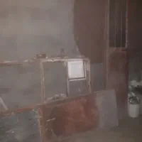 در اتاق خواب.پنجره.در آهنی.|مصالح و تجهیزات ساختمان|زابل, |دیوار