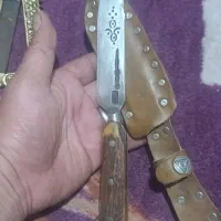 دخل صفوی و کهنه به شرط خط قلم پهلوی|کلکسیون اشیاء عتیقه|شیراز, میرزاکوچک خان|دیوار