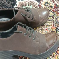 کفش پاشنه دار