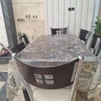 میز و صندلی