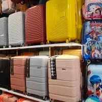 چمدان فایبرنشکن خارجی|کیف، کفش، کمربند|قم, باجک یک|دیوار