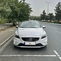 Volvo V40 R Design Plus 2014 سفید بدون رنگ