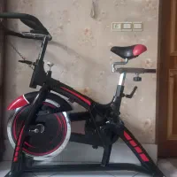 دوچرخه ثابت باشگاهی