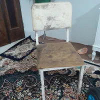 صندلی اهنی