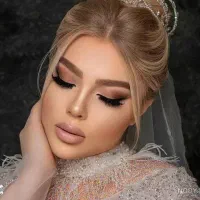 فرصت استثنایی  میکاپ و شینیون و کوتاهی ،رنگ ،ناخن