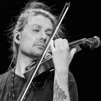 آموزش ویولون کلاسیک و پاپ