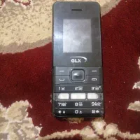 یک عدد گوشی قدیمی سالم در حد نو