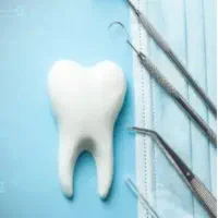 منشی و دستیار دندانپزشکی خانم