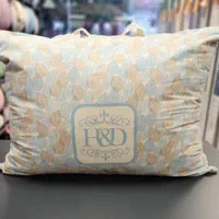 بالش وارداتی H&D ترکیه ای نرم و راحت و لطیف|رختخواب، بالش، پتو|تهران, امیرآباد|دیوار