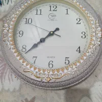 ساعت دیواری دو طرفه