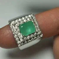 زمرد طبیعی طبع کلمبیا