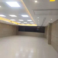 رهن اجاره تعدادی مغازه از 70متر الی 200متر|اجارهٔ مغازه و غرفه|شاهینشهر, سعدی جنوبی|دیوار