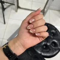 استخدام دستیار ناخن