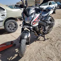 موتورNS200 مدل 1394، کاربرات