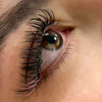 جشنواره یلدایی اکستنشن ،کاشت ، لیفت و لمینت مژه