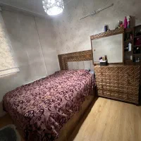 تخت دو‌نفره و‌دراور|تخت و سرویس خواب|ری, سرتخت|دیوار