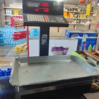 تعدادی نیروی جوان آقا یا خانم با جای خواب