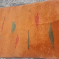 دو عدد موج و یک کناره فرش و یک  گلیم و  صندلی|فرش|کرمانشاه, |دیوار