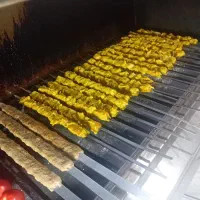 آشپز،کباب پز،کارگر ساده|استخدام خدمات فروشگاه و رستوران|تهران, تهرانسر مرکزی|دیوار