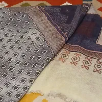 شال نخی|لباس|اصفهان, ملک‌شهر|دیوار