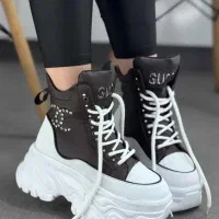 کفش دلبرمیکنه اینه ها