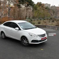 جک جی ۴ سفید