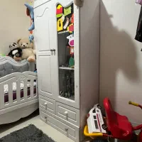 تخت و‌کمد کودک