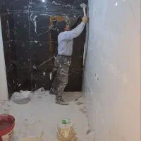 کاشی کار کاشیکاربا چسب سرامیک کار تخریب کنده کارسو|خدمات پیشه و مهارت|تبریز, |دیوار
