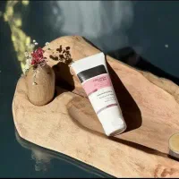 کرم کلاژن،پوستی شاداب،