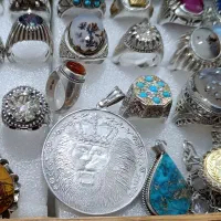 انگشتر نقره کلکسیونی و تعدادی زنجیرپلاک|جواهرات|تهران, نجات اللهی|دیوار