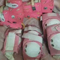 اسکیت دخترانه مارک روسز به همراه لوازم جانبی|دوچرخه، اسکیت، اسکوتر|تهران, عباسی|دیوار