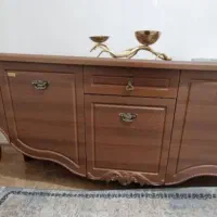 آیینه و کنسول