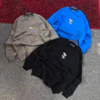 فروشنده اقا وخانوم جهت کار در پوشاک نیازمندیم