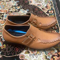 کفش کالج|کیف، کفش، کمربند|شیراز, آبیاری|دیوار