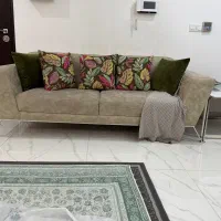 مبل راحتی با پایه استیل