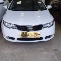 سراتو اپشنال سفید مدل 96